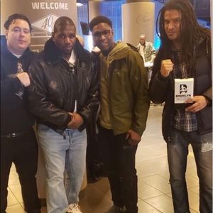 Meet your Posher, Lonnie